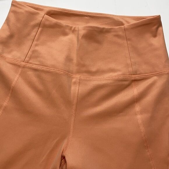 Girlfriend Collective Compression HighRise Legging‎ - Picture 5 of 10